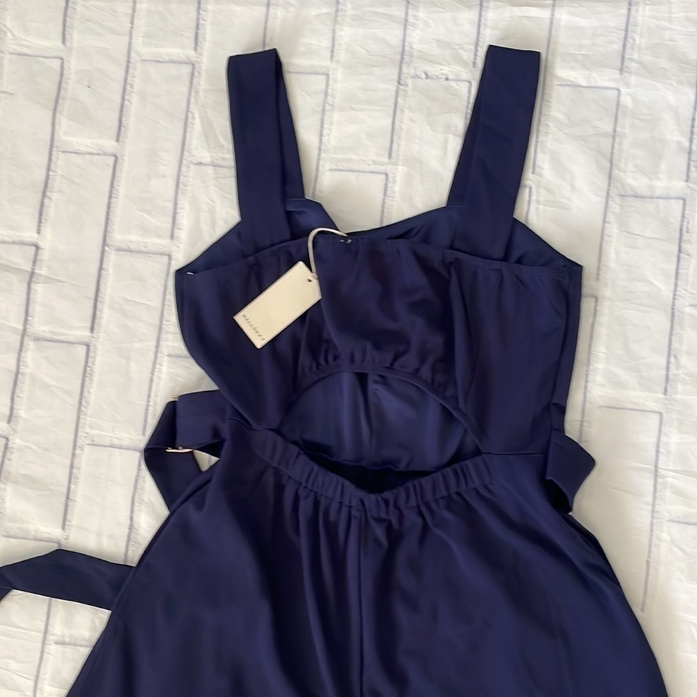 ♥️melloday♥️wide Leg Belted jump suit size  (Large) - Picture 8 of 9